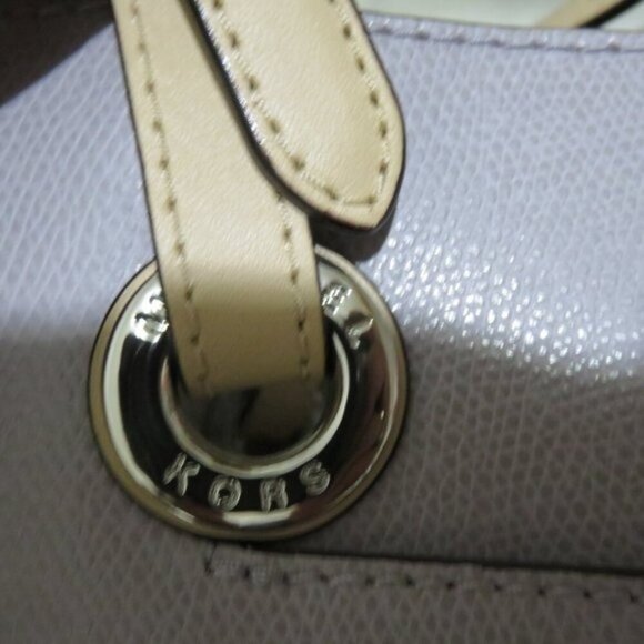 Michael Kors Grey Saffiano Leather Bucket Bag Tote Handbag Satchel - Picture 6 of 14